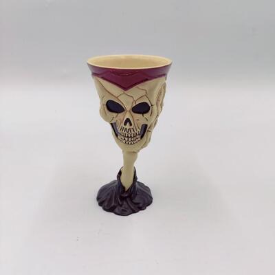 PLASTIC SKULL GOBLET