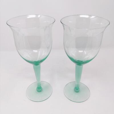 VINTAGE CRISA GLASS PITCHER W/ 4 LARGE GOBLETS