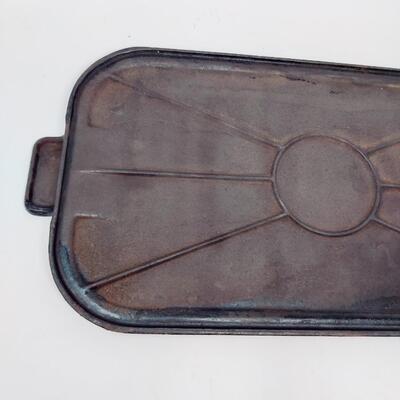 WAGNER WARE CAST IRON GRIDDLE