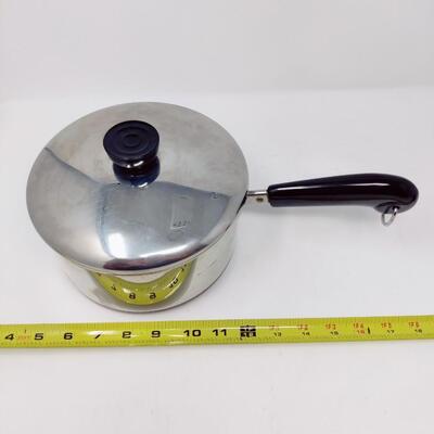 REVERE WARE POTS AND PANS SET