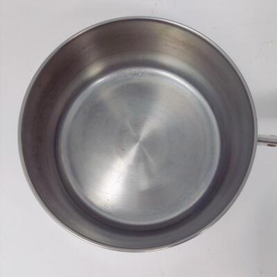 REVERE WARE POTS AND PANS SET