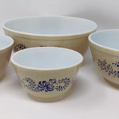 PYREX HOMESTEAD MIXING BOWL SET