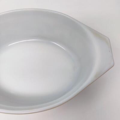 VINTAGE PYREX BROWN EARLY AMERICAN OVAL CASSEROLE