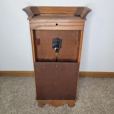 BUDWEISER BATTERY OPERATED WALL CLOCK