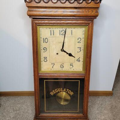 ANTIQUE NEW HAVEN "REGULATOR" WOOD WALL CLOCK