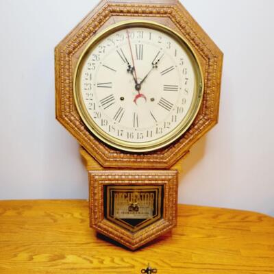 ANTIQUE E. INGRAHAM WALL CLOCK