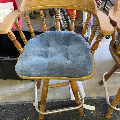 FS98 2 shop stools