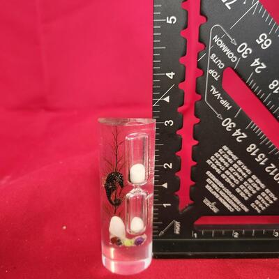 Minute glass sand timer