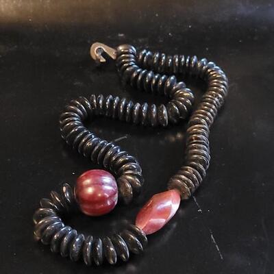 Lot 32: Vintage BEADED Necklace Jewelry