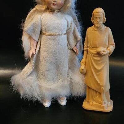 Lot 38: Vintage Angel Foll w/ Vintage Sculpture Figure