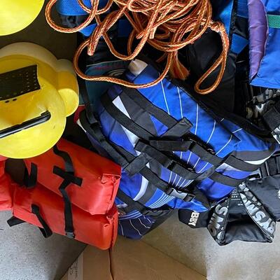 FS53 Hey life jackets, rope, to minnow buckets plus a tote with lid