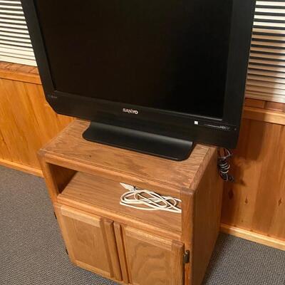 Z4 small TV and stand
