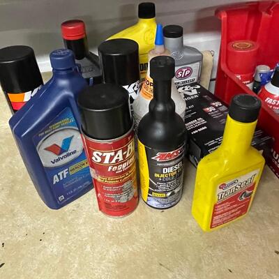 FS13-Red bin and assorted solvents