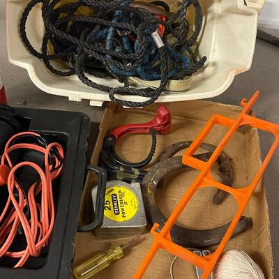 FS8-Pump, tape measure, rope pieces, fire extinguisher