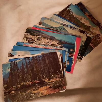 25 Vintage Postcards