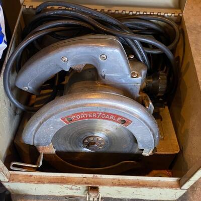 SH88 Casters, circular saw, lightbulbs, miscellaneous wires, speakers