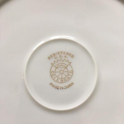 Tea cup and lunch plate set