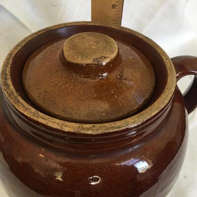 Vintage Robinson bean pot