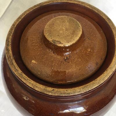 Vintage Robinson bean pot