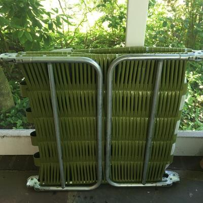 Vintage 70â€™s tri folding lawn chair