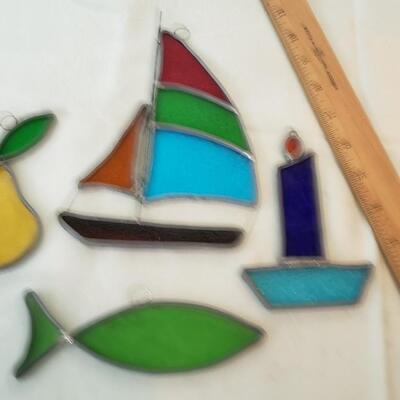 Lot of four suncatchers