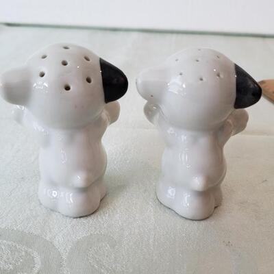 Cute cats salt and pepper shakers