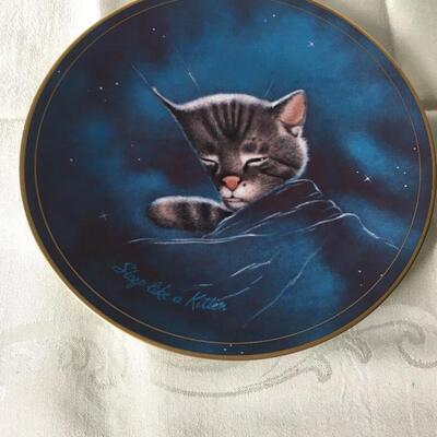 Sleep like a kitten collectible plate