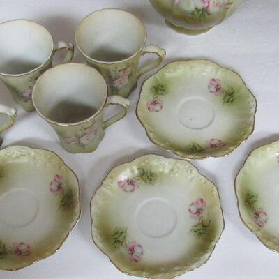 Nippon Chocolate Pot and 4 Matching Cup/Saucer Sets