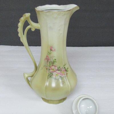 Nippon Chocolate Pot and 4 Matching Cup/Saucer Sets