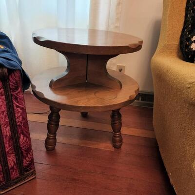 2 tier side table