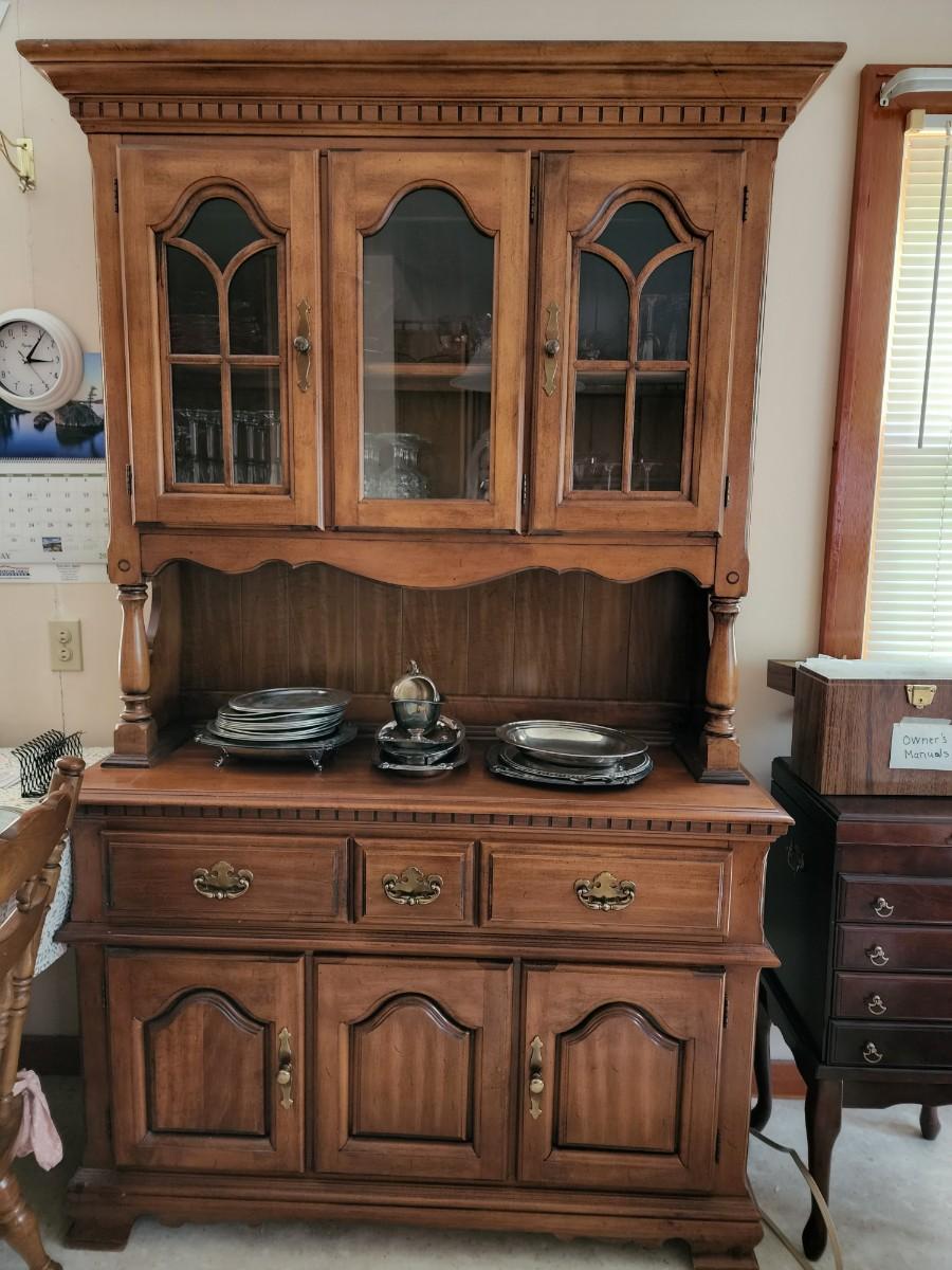 Vintage hutch