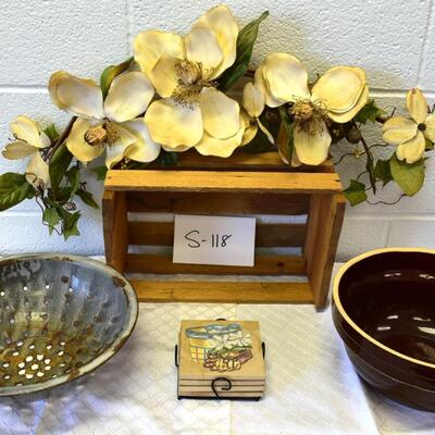 Floral Decor Lot