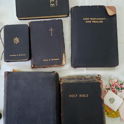 Vintage Bible collection, 6 Bibles