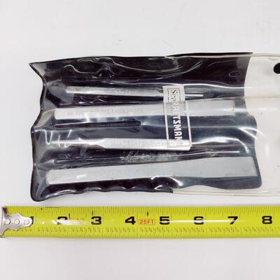 CRAFTSMAN PUNCH AND CHISEL SET
