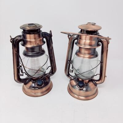 BATTERY POWERED METAL LANTERN BUNDLE