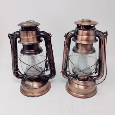 BATTERY POWERED METAL LANTERN BUNDLE