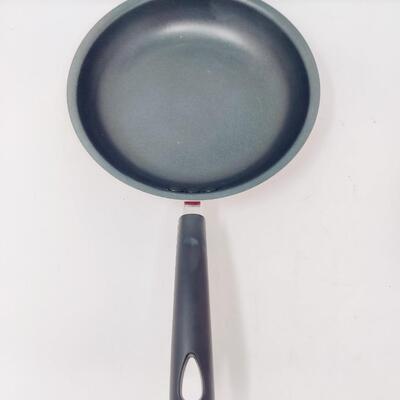 INVITATIONS 2PC SKILLET SET