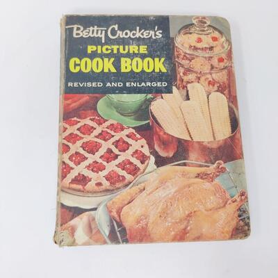 BETTY CROCKER'S PICTURE COOKBOOK