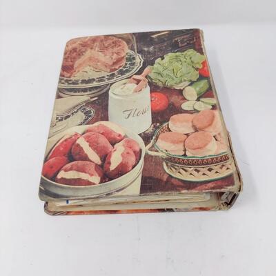 BETTY CROCKER'S PICTURE COOKBOOK