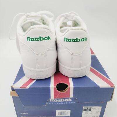 WHITE REEBOK CLASSICS MENS SIZE 10
