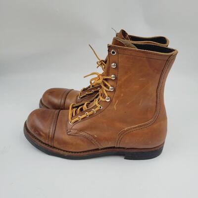 RED WING LEATHER STEEL TOED BOOTS MENS SIZE 10D