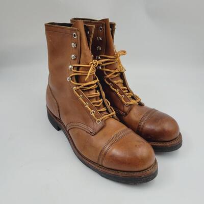 RED WING LEATHER STEEL TOED BOOTS MENS SIZE 10D