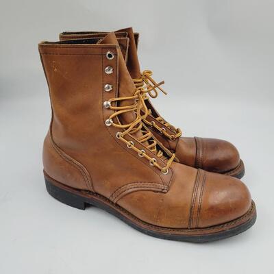 RED WING LEATHER STEEL TOED BOOTS MENS SIZE 10D