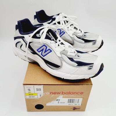 NEW BALANCE MENS SHOES SIZE 10