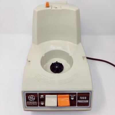 VINTAGE GE FOOD PROCESSOR