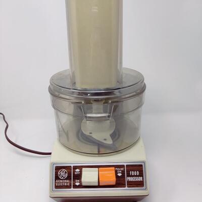 VINTAGE GE FOOD PROCESSOR