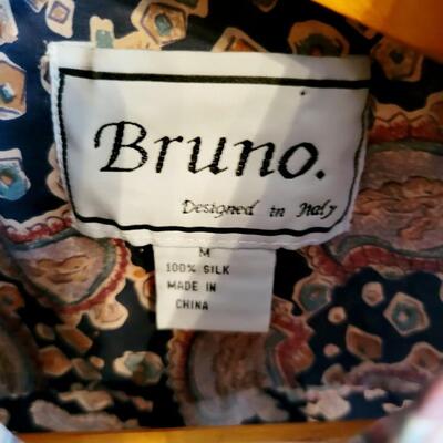 VINTAGE BRUNO 100% SILK MENS SIZE MD BUTTON UP SHIRT