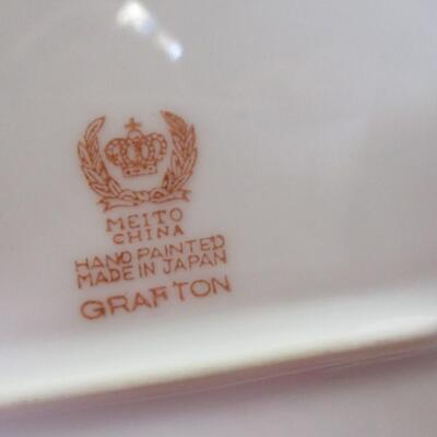 Oval Serving Platters - "Meito"  "Crown Lion Ivory"