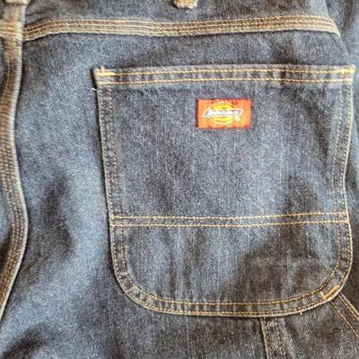 DICKEYS MENS JEANS SIZE 36 X 30
