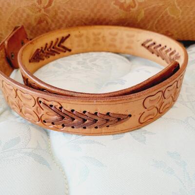 NICE MENS LEATHER BELT